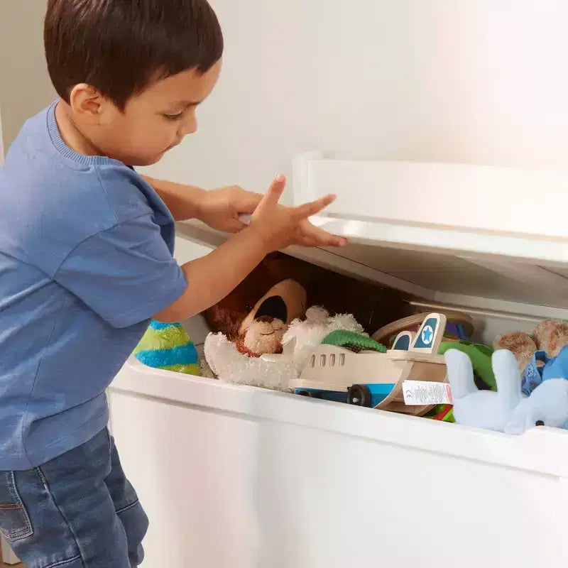 Baúl de Almacenamiento de Juguetes de Madera Blanca con Tapa con Bisagras de Seguridad – Para 1 Niño