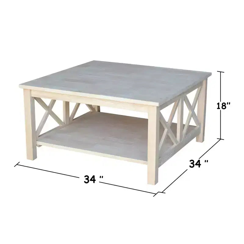 Mesa de centro cuadrada de madera beige con estante inferior