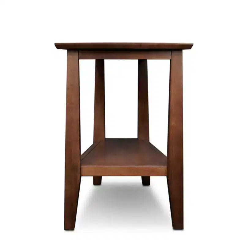 Mesa auxiliar de madera color café con estante, capacidad para 1 persona
